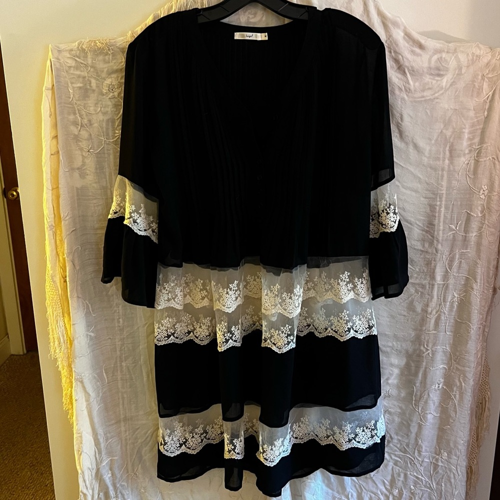 SUPER comfy, sweet prairie dress, size M, by Hazel. Black with lace detail.